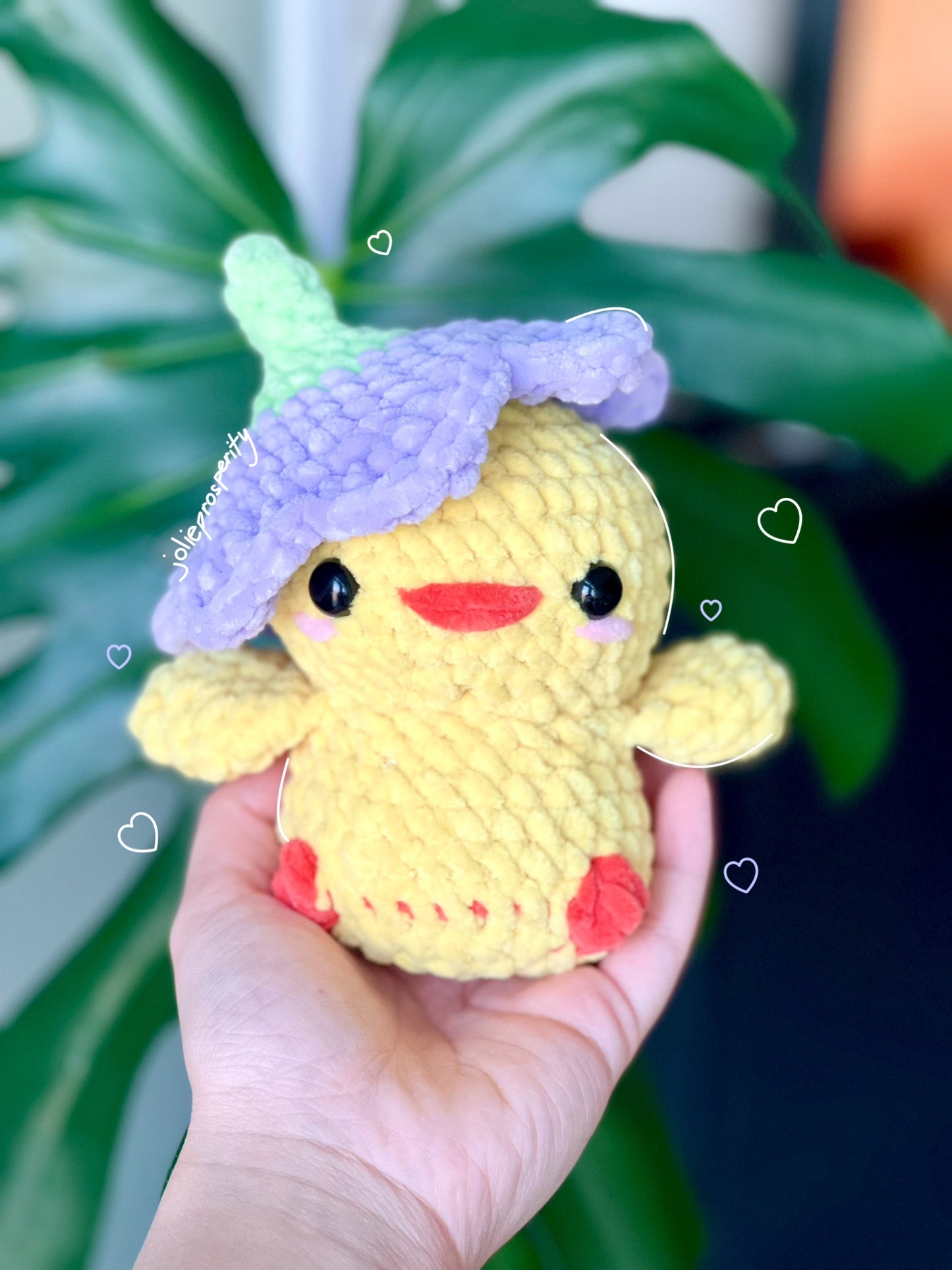 Little Chick in a Flower Hat